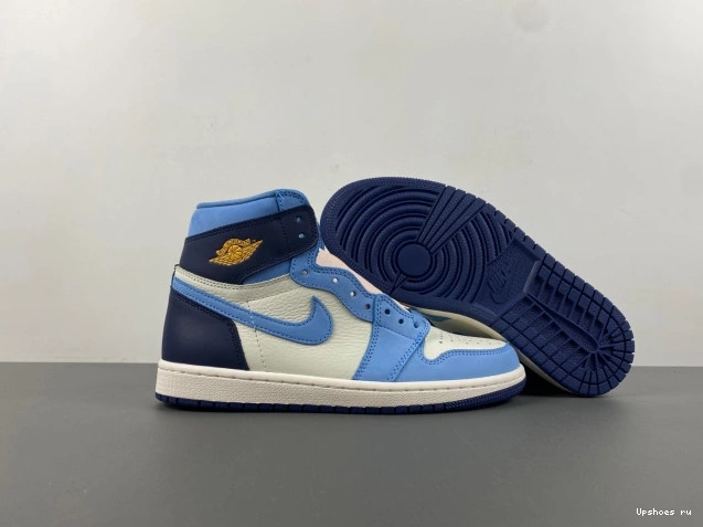 Jordan  First FD2596-400 in  OG High Flight 1 1222